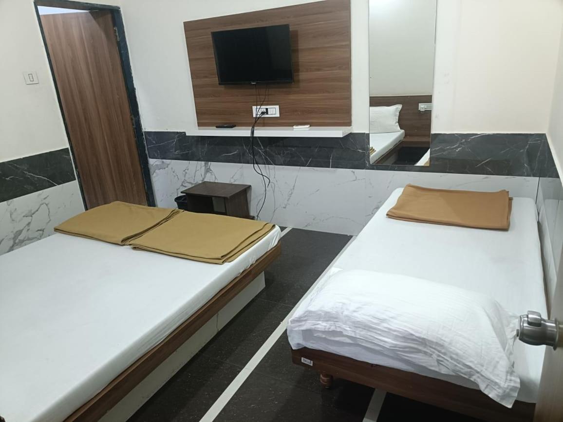 Hotel Mahalaxmi Dwarka  Luaran gambar